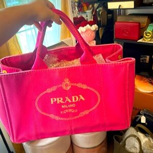 PRADA CANAPA